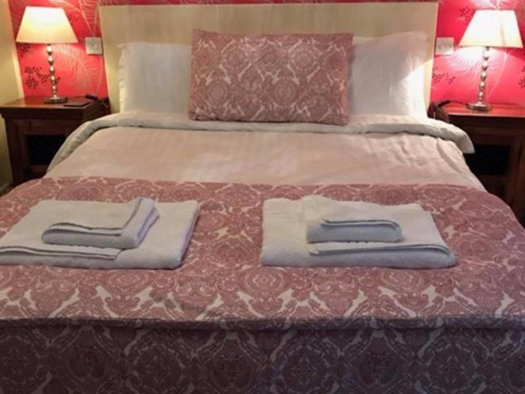 The Halford Hotel Halford  Eksteriør billede